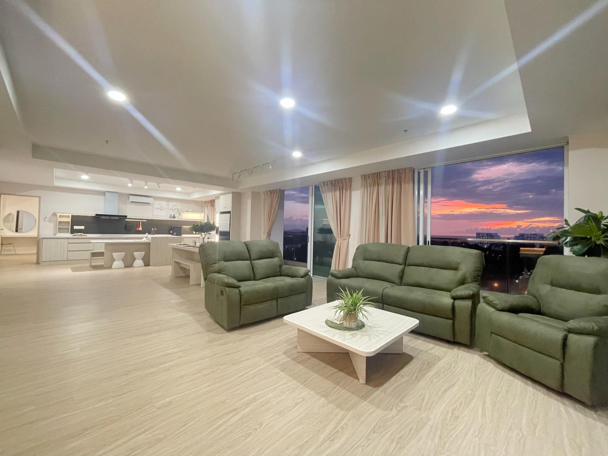 Queensland Suites At Aru Suites, Kota Kinabalu Buitenkant foto